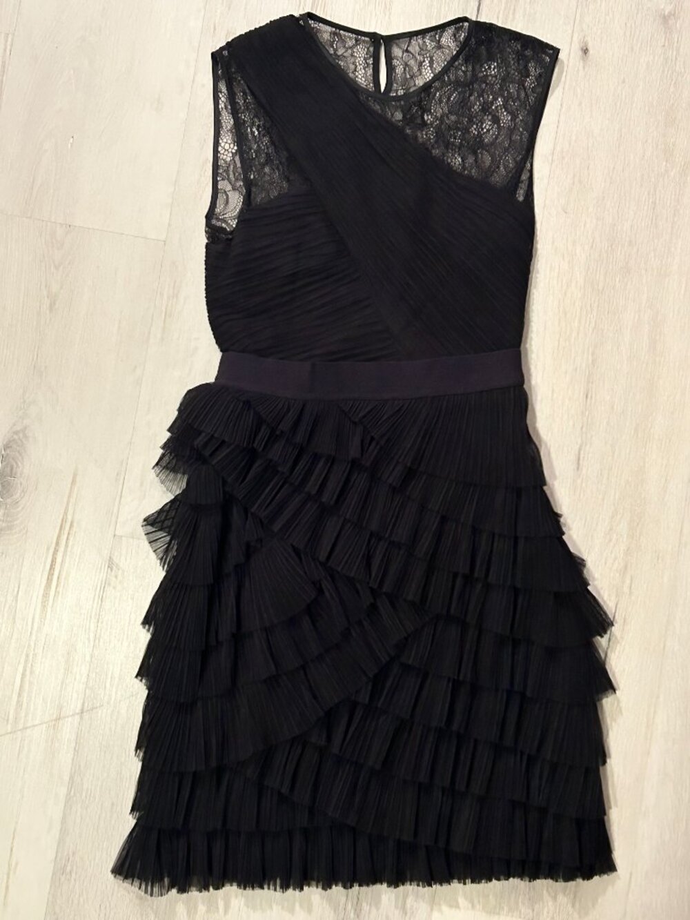BCBGMAXAZRIA SIZE 0 BLACK COCKTAIL DRESS